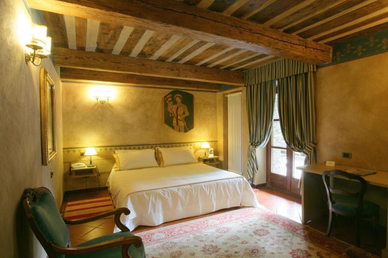 Relais Mont Blanc Hotel & Spa Ла Сале Екстериор снимка